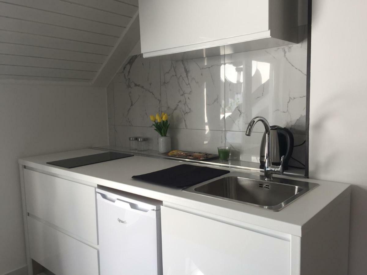 Apartman Studio Sonas 3 With Free Private Parking Карловац Экстерьер фото